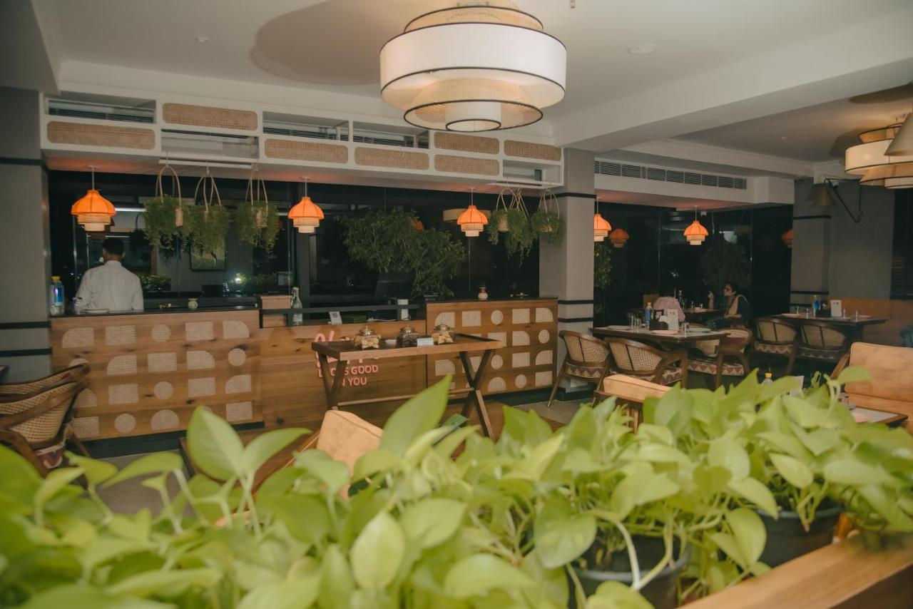 The Convoy Hotel Dibrugarh Esterno foto
